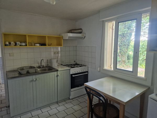 Appartement calme rez de chaussée sur jardin proche du puits du Fou