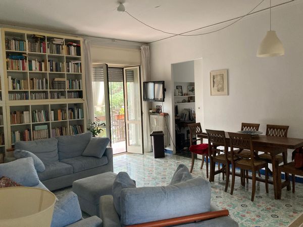 Brunella Comos hus
