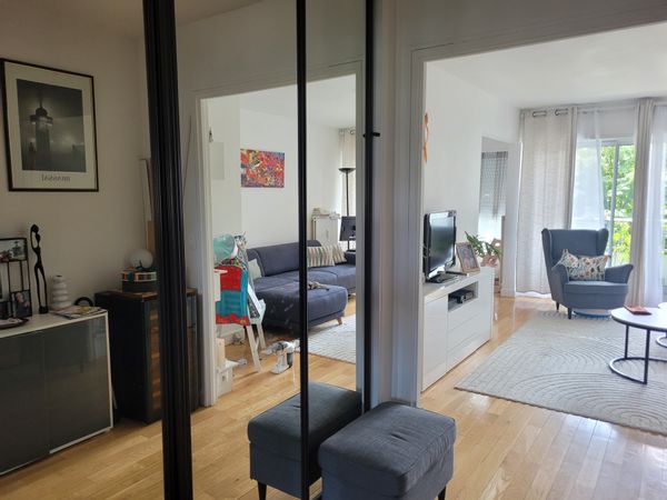 Anna's house