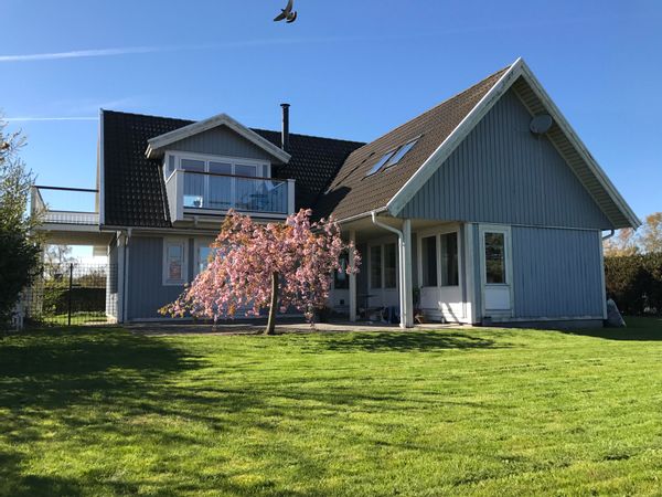 Family friendly 15 minutes from Copenhagen Center and 50m from the Baltic sea