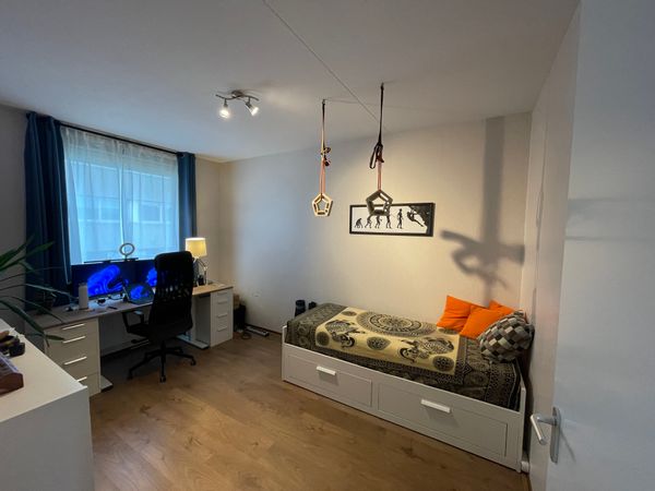 Room in Utrecht. Big Patio and next to public transport and city center