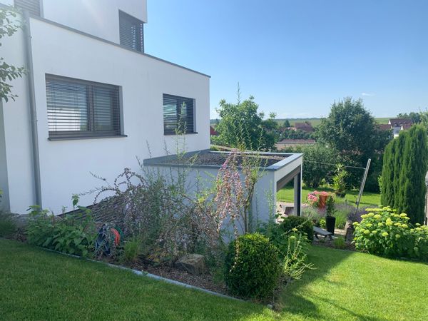 Come and explore Northern Bavaria. Large family home with garden. Looking for Canada 27