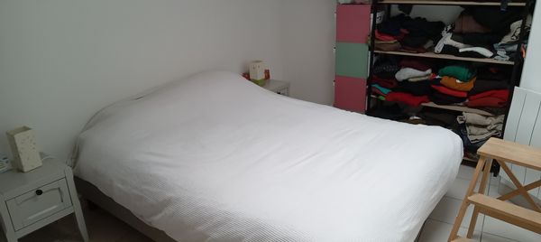 La chambre privée dans un appartement en duplex au cœur d'Aubenas, parking gratuit accessible