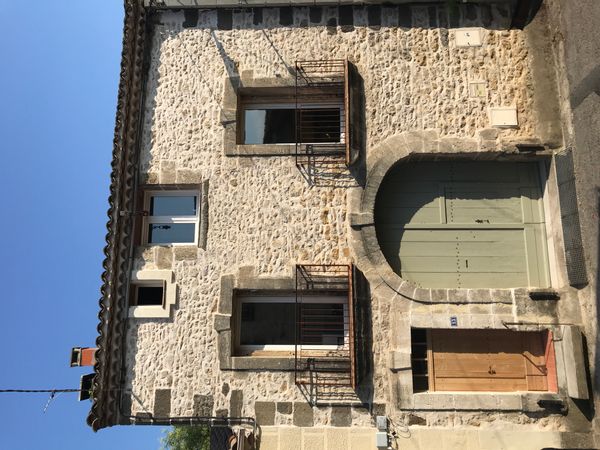 Charmante Vigneronne dans l'Herault