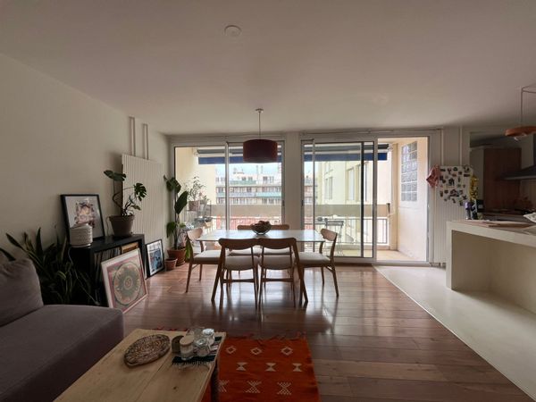 Appartement lumineux, et la mer au bout de la rue !