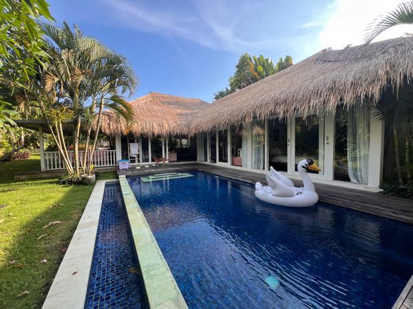 Luxurious Bali Villa | Huge Pool, Lush Gardens & Secluded Retreat