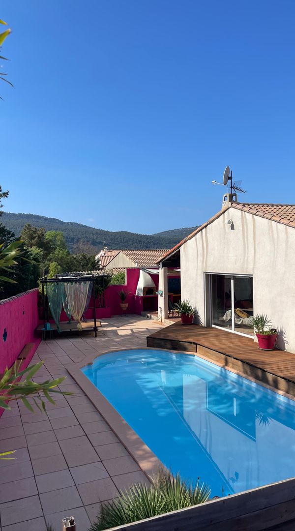 Villa dans le sud de la France, a proximité des clanques de Cassis.