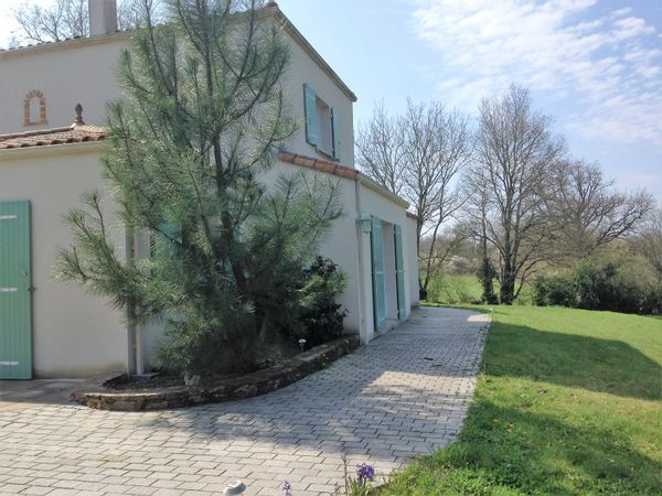 La maison de Marie-Andrée, le calme de la campagne proche des plages vendéennes