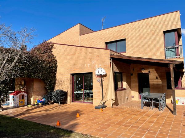 La maison de Desiree and Ricard