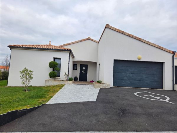 Clement et Alexia's house