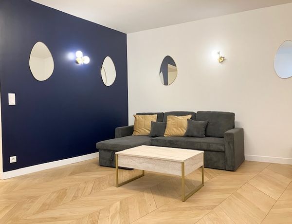 Appartement Renové au coeur de Paris quartier Opera / Chaussée d'Antin