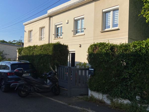 La maison de Fred à Sèvres, dans la foret de Meudon