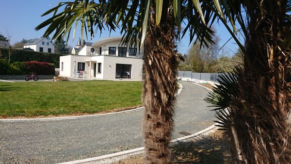 Nicolas's house