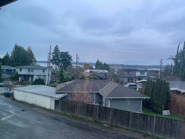 Lynn's house