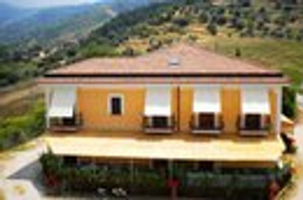 appartement à Agnone, Italia