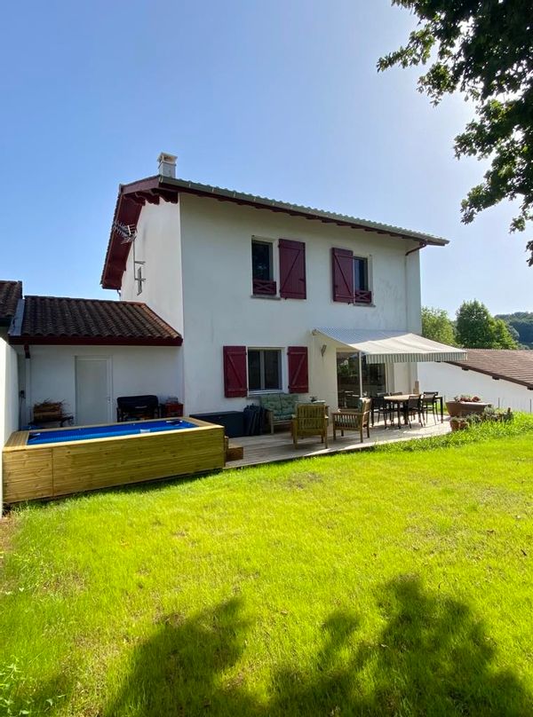 huis van BAPTISTE et CHARLINE