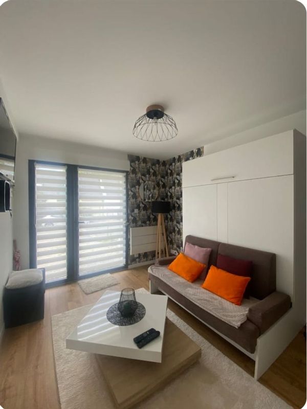 studio tout confort et calme  de 23 m2  pour 2 personnes proximité de la ville et de la mer.