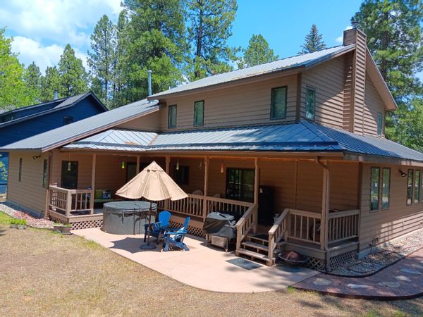 Mountian home in the San Juan Mountains, of the Colorado Rockies