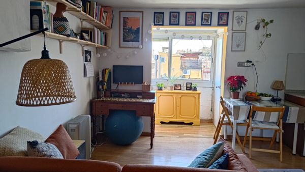 Atico con terraza y vista a Montjuic