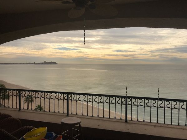 Beachfront 2 Bedroom Condo on Sandy Beach