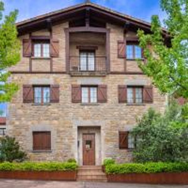 Casa de Casa de Valle y Mikel