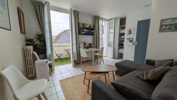 Charming 2-Room Apt with Balcony | Heart of Tours | Fully Equipped | Gym & Laundry #7