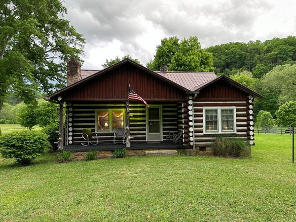Carla's historic farm homestead in West Virginia - mountains and river!