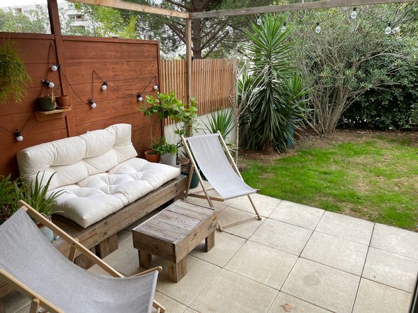 Appartement 1 chambre avec grand jardin privée et plein sud !