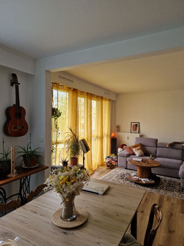 MARIE-HELENE's house