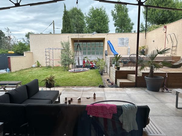 La maison de Yohan Emilie Lily et Zoé