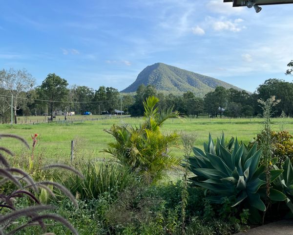 Beautiful Home in the Scenic Rim