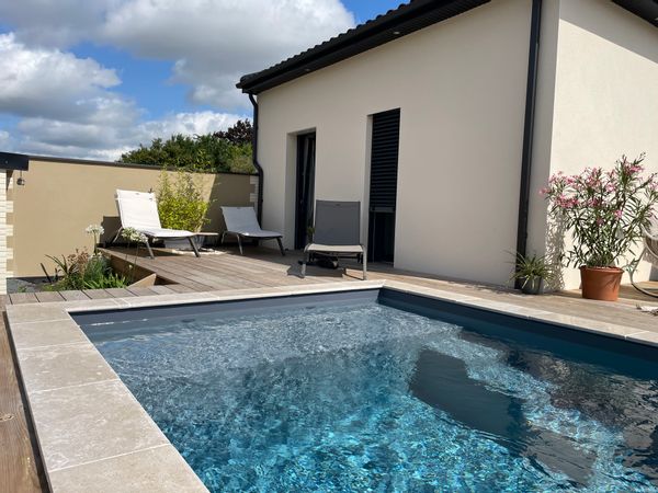 Maison avec piscine chauffée 30 min du Puy du Fou