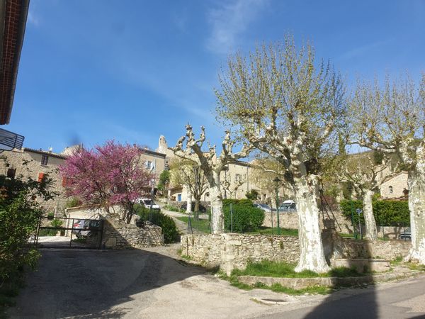 Home in Pont-De-Barret