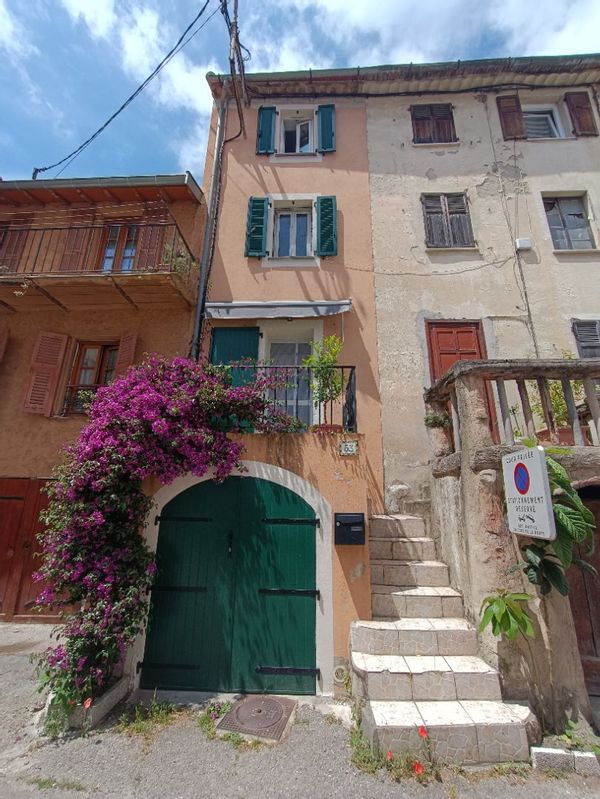Maisonette de village - à 10 minutes de la Promenade des Anglais ✨