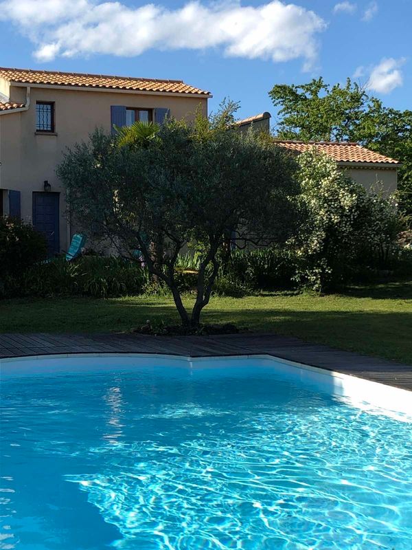 Maison familiale avec très grand jardin