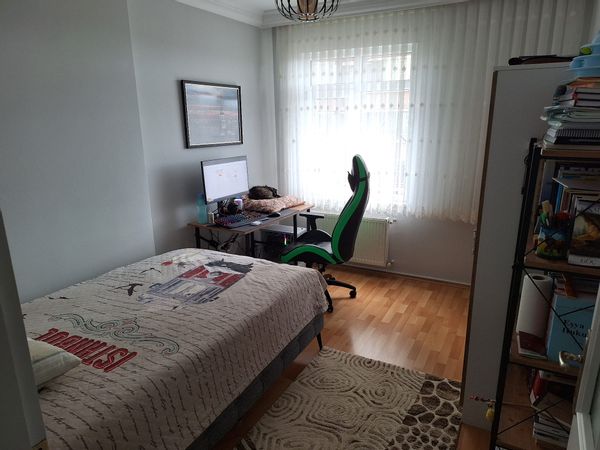 Namik's private room