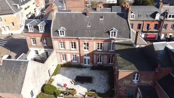 Séjour historique et bord de mer en Normandie, maison familiale à Eu