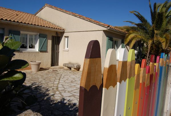 La maison de Peggy I Nîmes Sud de la France I Garons Sortie Autoroute et Aéroport.