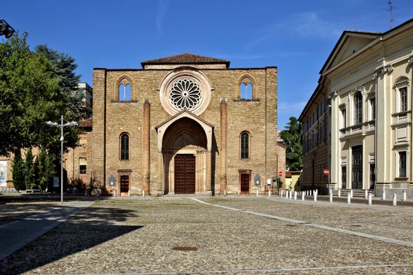 Camera privata Dossenina vicina alla Stazione di Lodi