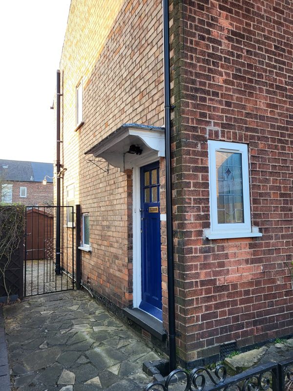 Comfortable home near Nottingham University campus