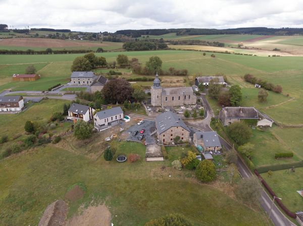 La maison de Nicole (libre selon la demande et nos envies du moment, pas facile de remplir un calendrier)