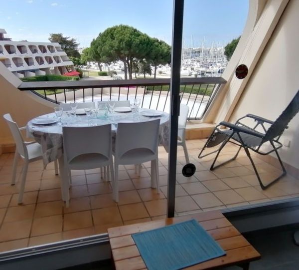 Appartement lumineux entre port et plage
