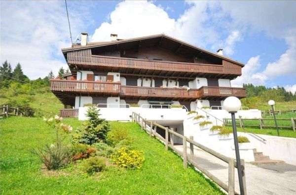 Roberto's house