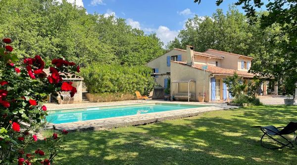 Suite parentale dans jolie villa provençale