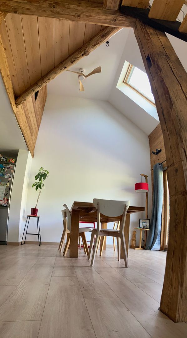 Maison au coeur du Vercors dans le village de Méaudre disposant de 5 chambres.