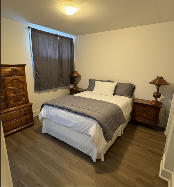 Une chambre privée dans une grande maison près de la nature et de Montréal