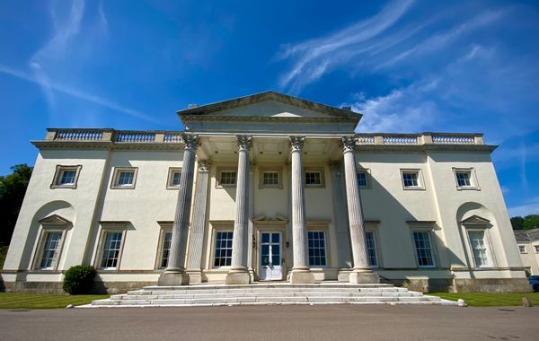 Historical English Country Mansion in The Stunning Chiltern Hills