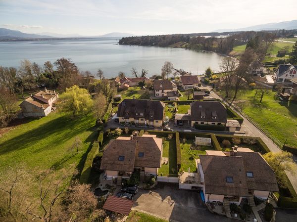 La maison de Sophie au bord Léman en Suisse