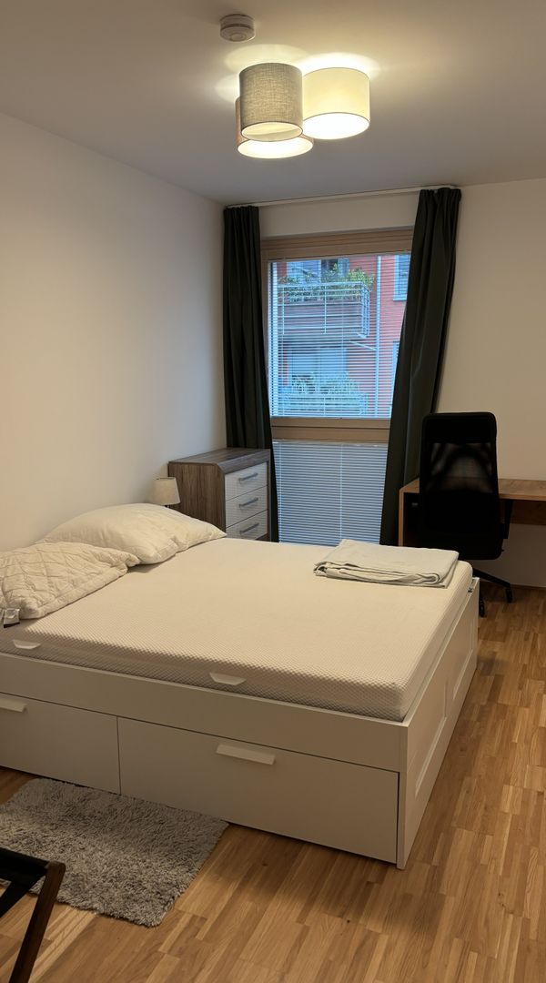 Private room in a two-story modern apartment close to Vienna Central station