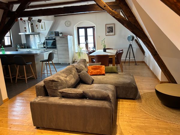 LAURENCE's house